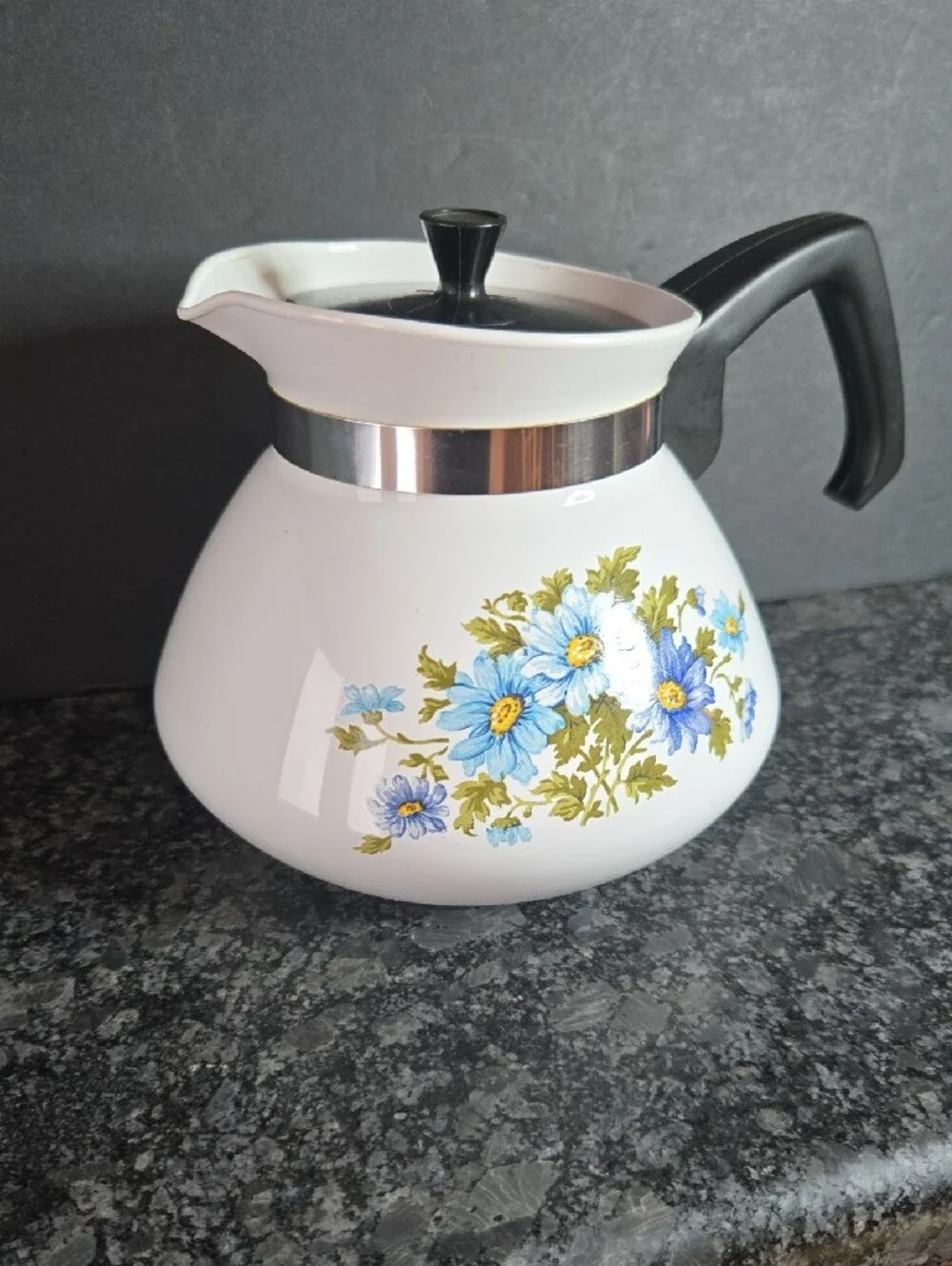 Corningware Vintage 1970's Chelsea Blue Daisy Pattern White Ceramic Teapot